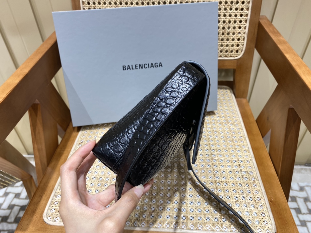 Balenciaga Downtown 25CM BAG 671355黑色鳄鱼纹/黑扣