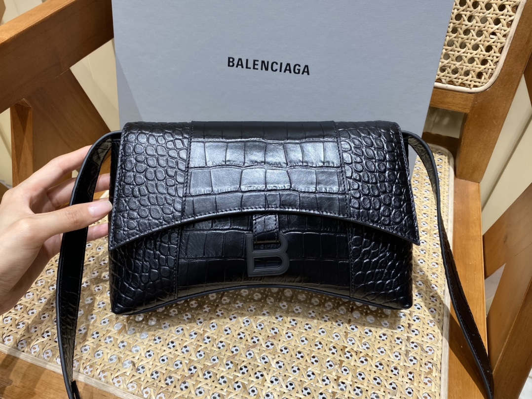 Balenciaga Downtown 25CM BAG 671355黑色鳄鱼纹/黑扣