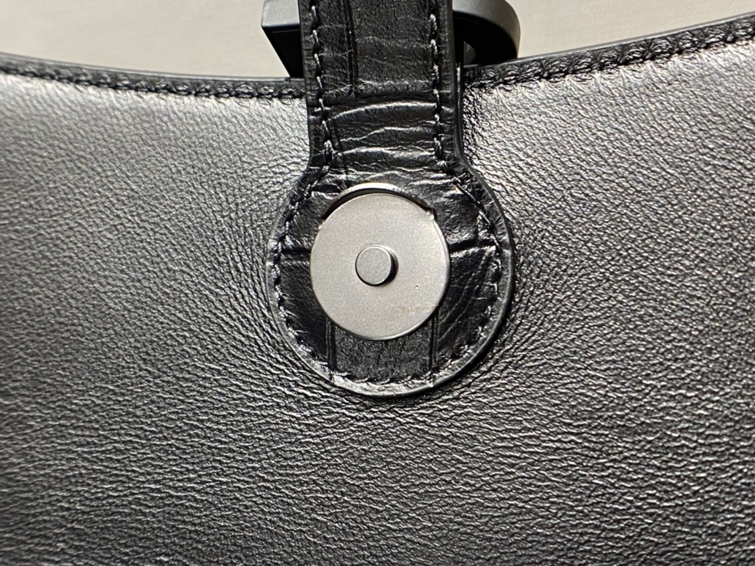 Balenciaga Downtown 25CM BAG 671355黑色鳄鱼纹/黑扣