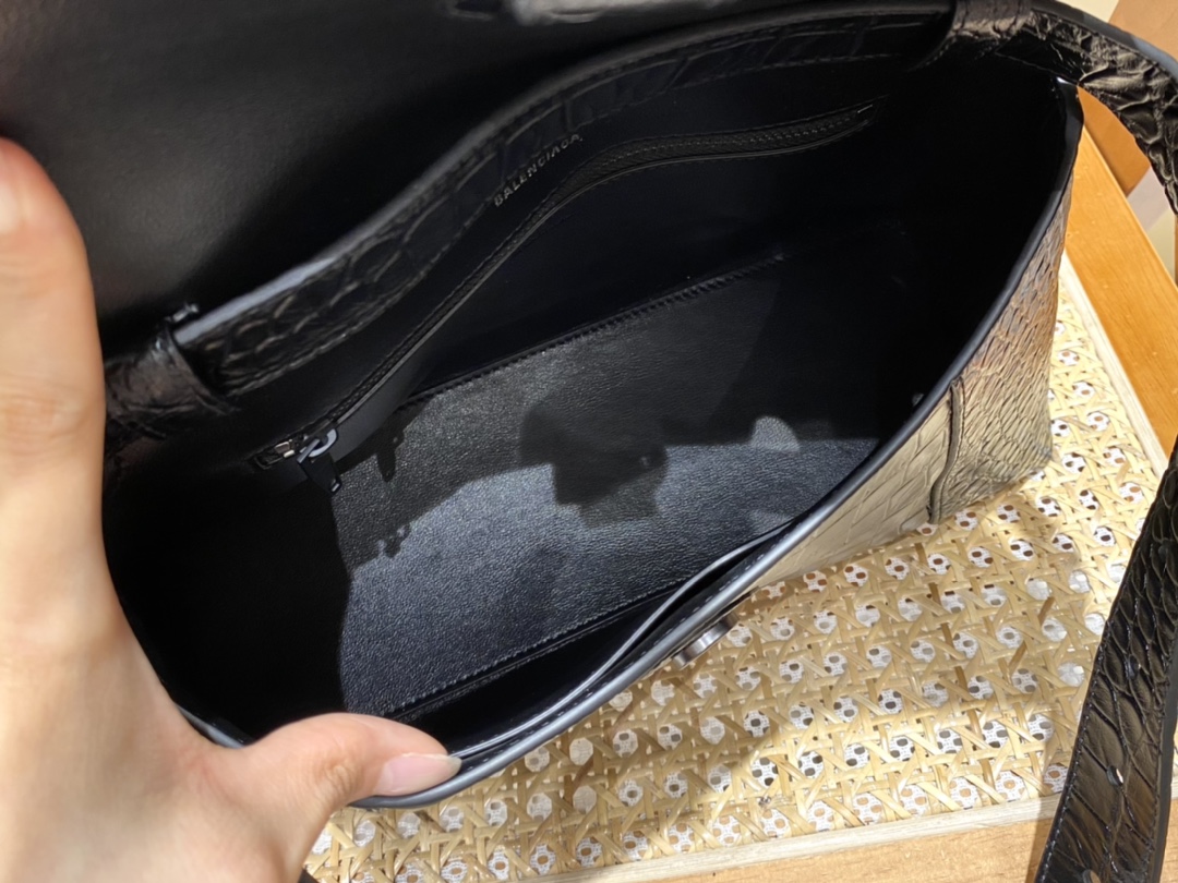 Balenciaga Downtown 29CM BAG 671353黑色鳄鱼纹/黑扣