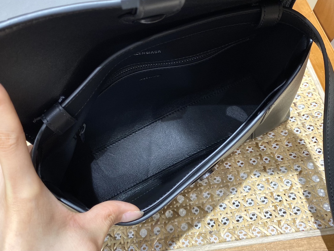 Balenciaga Downtown 25CM BAG 671355黑色/黑扣