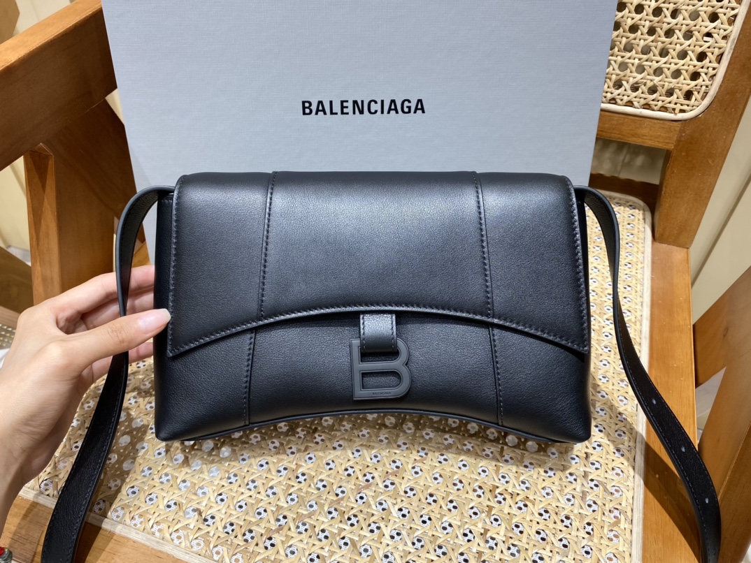 Balenciaga Downtown 25CM BAG 671355黑色/黑扣