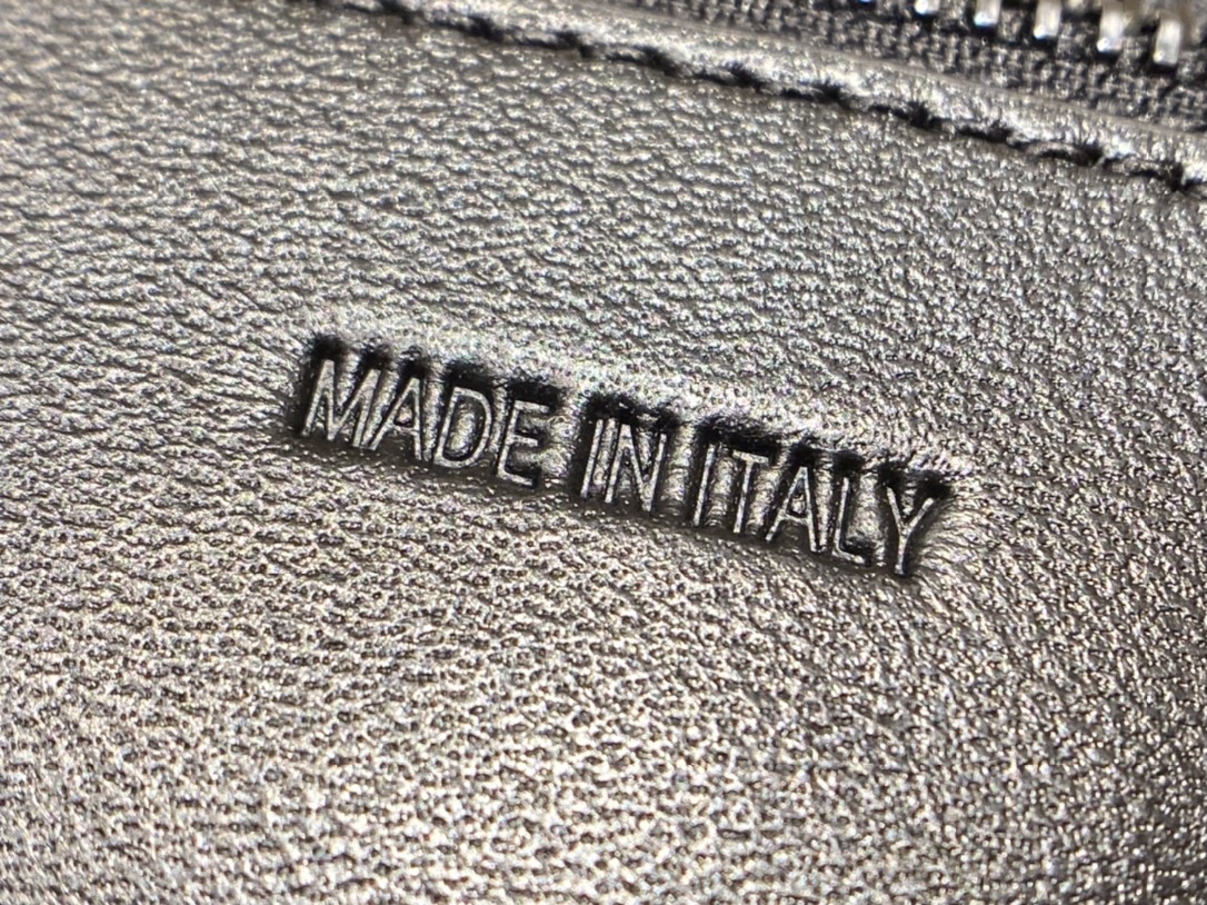 Balenciaga Downtown 25CM BAG 671355黑色/黑扣