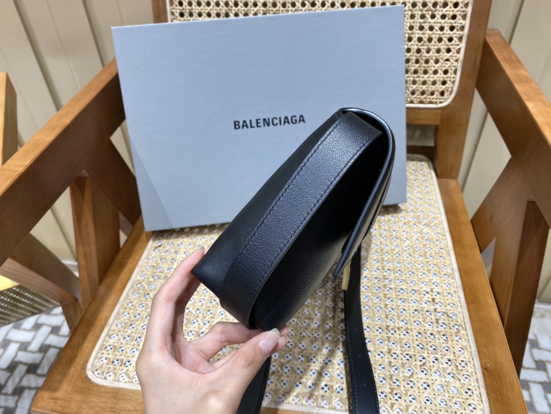 Balenciaga Downtown 25CM BAG 671355黑色/金扣