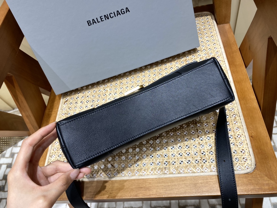 Balenciaga Downtown 25CM BAG 671355黑色/金扣