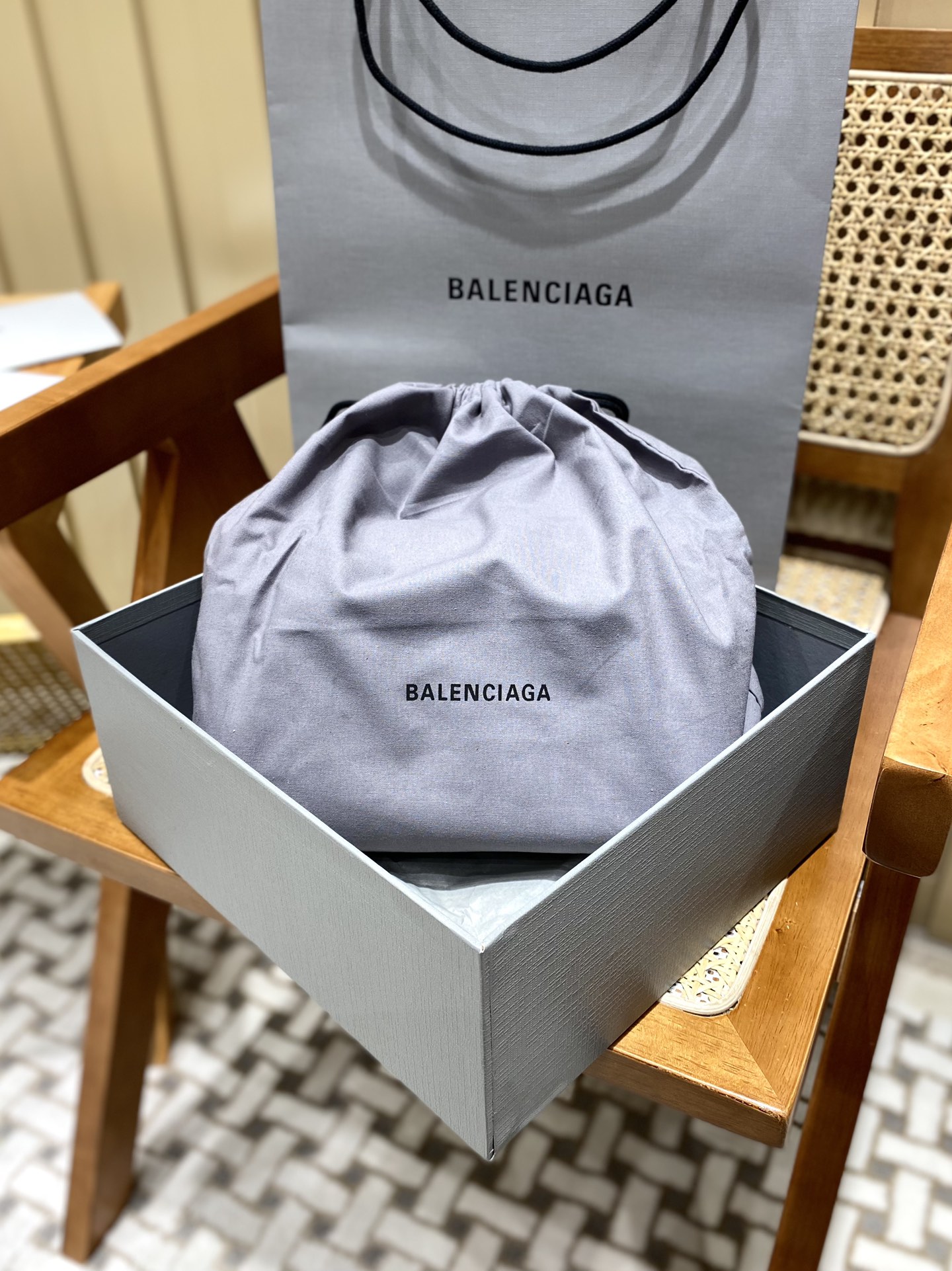 Balenciaga Downtown 25CM BAG 671355黑色/金扣