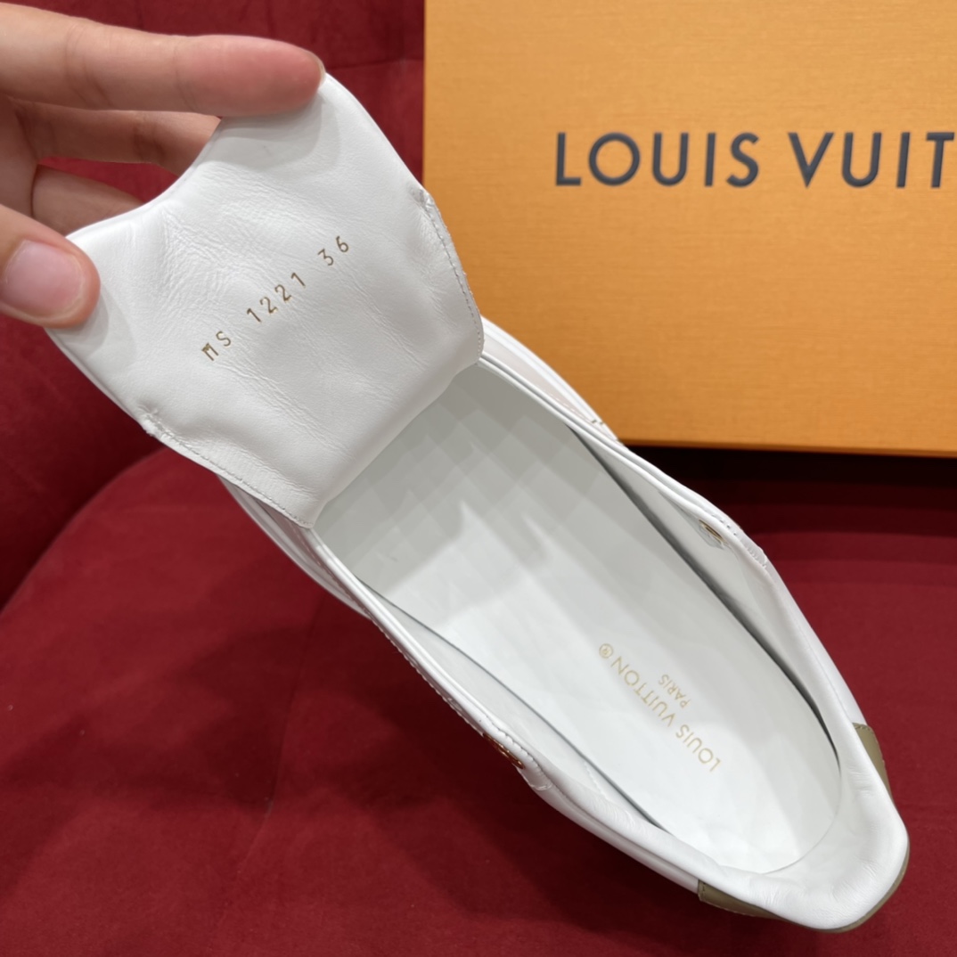 LV/路易威登   驴牌＃ Time out 系列小白鞋