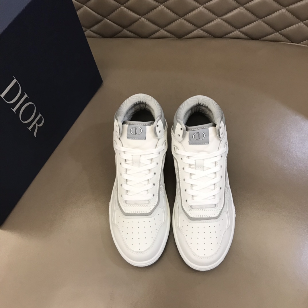 DIOR迪奥 光滑牛皮革精心制作高帮B27休闲运动鞋