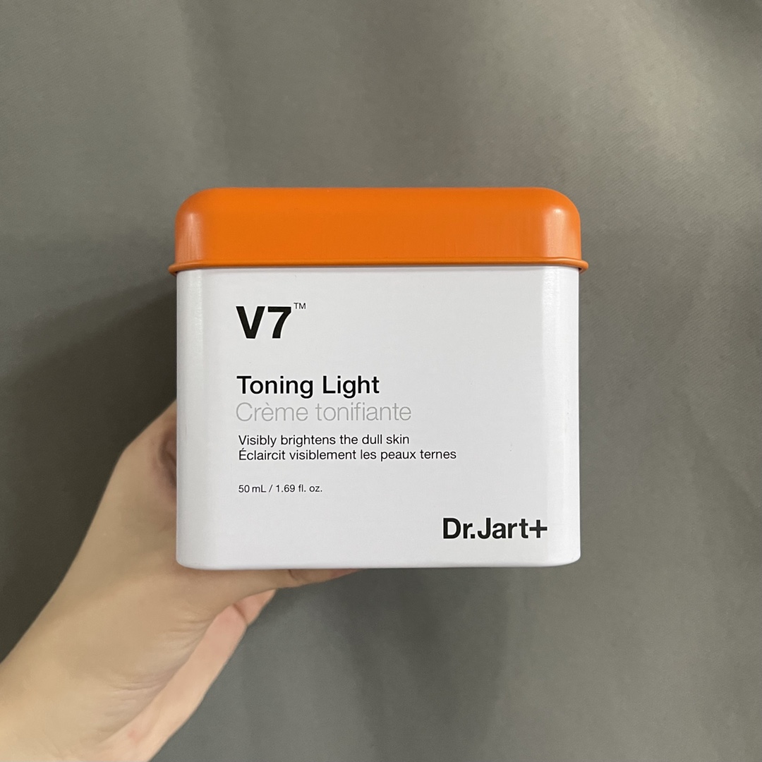 Dr.Jart+ V7 Toning Light Cream - Visibly Brightens Dull Skin, 50ml 2 i1654522128 5491 0