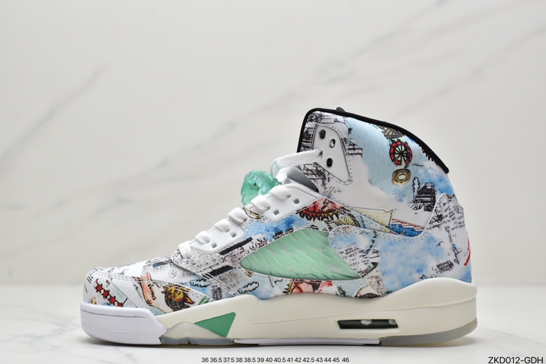 270 乔丹Air Jordan AJ5  Wings 涂鸦  夜光+3M反光」AJ5鞋款整体以白色为主调AV2405-900