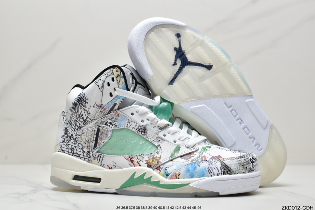 270 乔丹Air Jordan AJ5  Wings 涂鸦  夜光+3M反光」AJ5鞋款整体以白色为主调AV2405-900