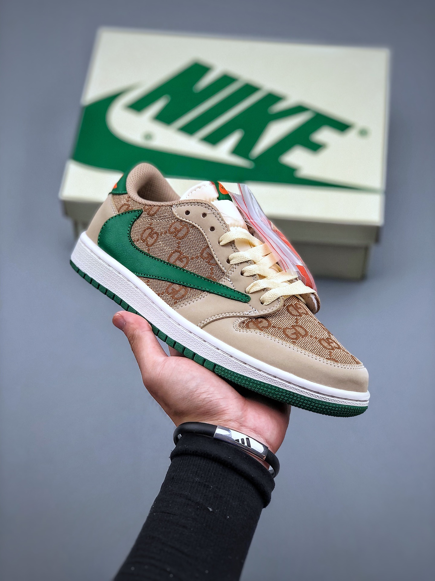 travis scott x air jordan 1 low x gucci 三方聯名倒鉤低幫板鞋dm7