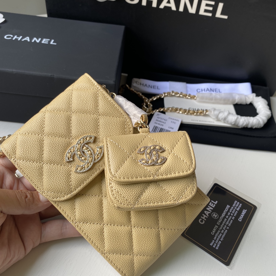 Chanel 小香22新款字母包到货 头层牛皮搭配新款luogo、同样是穿皮旁边钻石包围设计