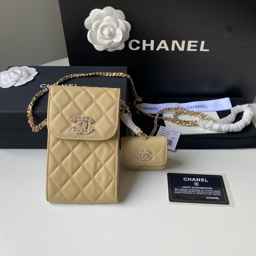 Chanel 小香22新款字母包到货 头层牛皮搭配新款luogo、同样是穿皮旁边钻石包围设计