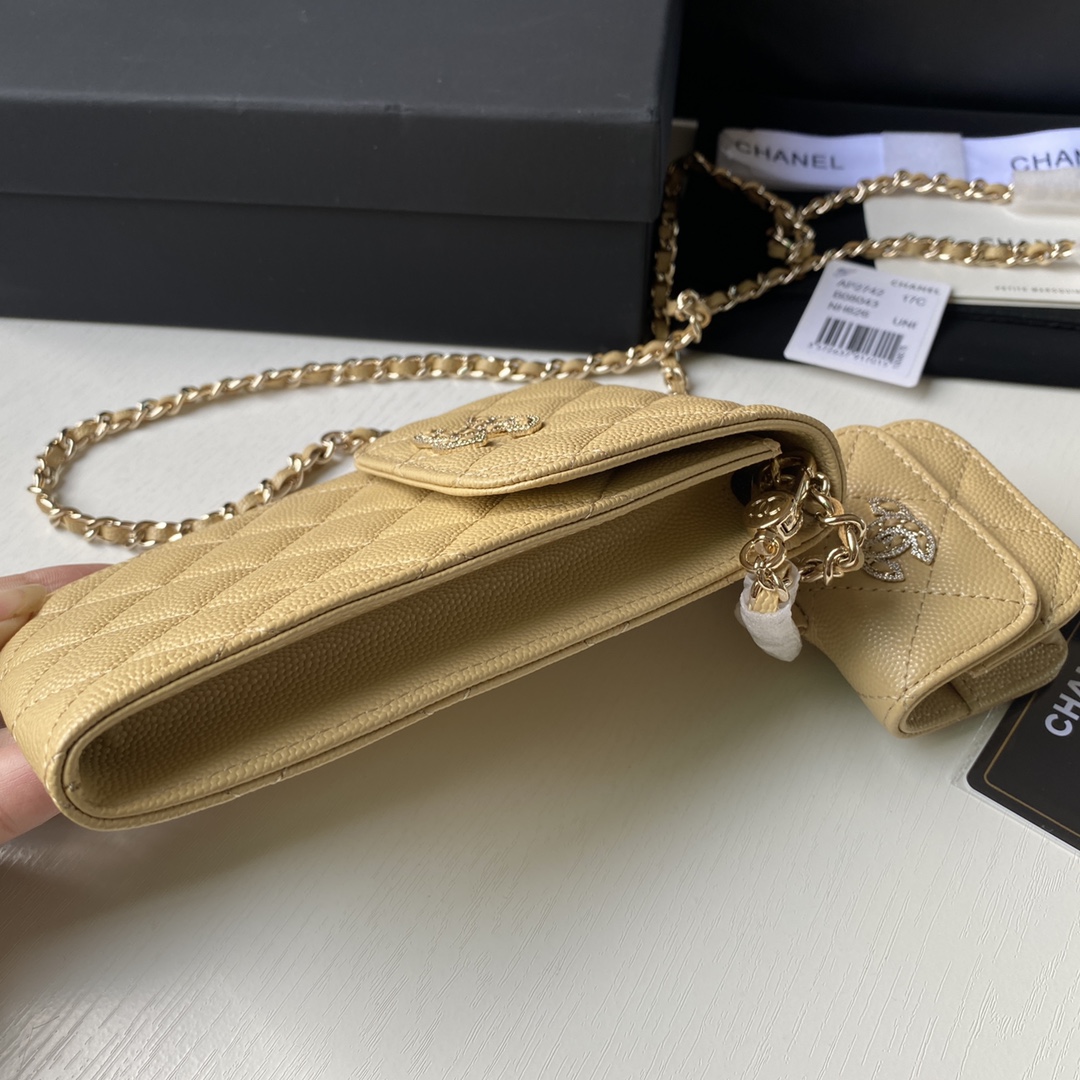 Chanel 小香22新款字母包到货 头层牛皮搭配新款luogo、同样是穿皮旁边钻石包围设计