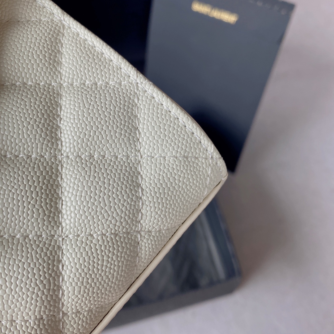Louis Vuitton Haute Couture Classic Luxury Handbag Shoulder Crossbody 7
