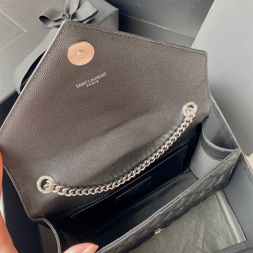 Louis Vuitton Haute Couture Classic Luxury Handbag Shoulder Crossbody 9