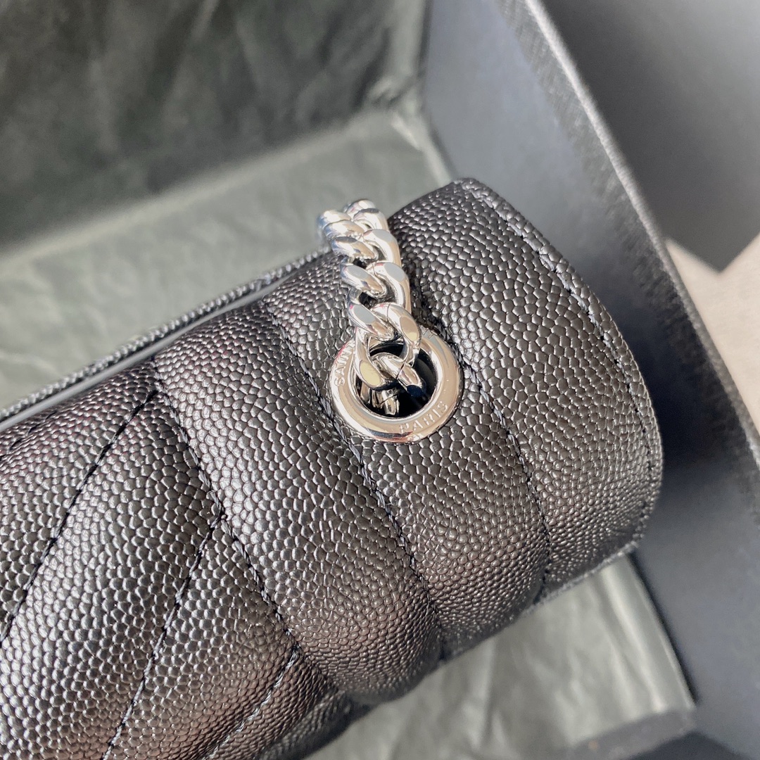 Louis Vuitton Haute Couture Classic Luxury Handbag Shoulder Crossbody 8
