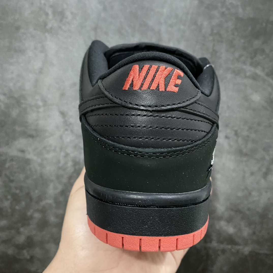 图片[4]-L版Staple x Nike SB Dunk Low 元年配色 黑鸽子联名🕊 发售货号：883232-008 诠释当前市面最高版 购入发售原鞋开发 原装麂皮定制原版皮料 细节匹配原鞋 诠释当前最高版本 区别市售先行版本‼️ 尺码：35.5 36 36.5 37.5 38 38.5 39 40 40.5 41 42 42.5 43 44 44.5 45 46-选品中心