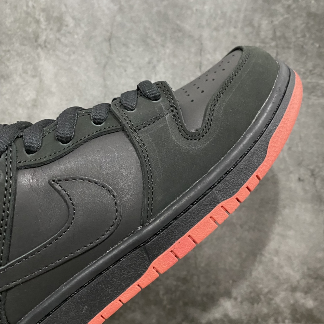图片[6]-L版Staple x Nike SB Dunk Low 元年配色 黑鸽子联名🕊 发售货号：883232-008 诠释当前市面最高版 购入发售原鞋开发 原装麂皮定制原版皮料 细节匹配原鞋 诠释当前最高版本 区别市售先行版本‼️ 尺码：35.5 36 36.5 37.5 38 38.5 39 40 40.5 41 42 42.5 43 44 44.5 45 46-选品中心