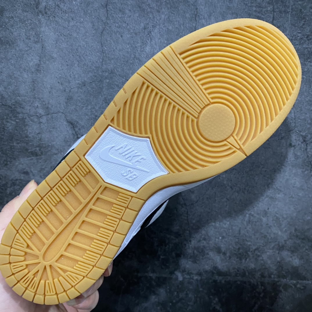 图片[9]-L版纯原Dunk白黑生胶 正确细节材料 鞋型品质到位 此款有深蓝勾和黑勾，实拍为黑勾版本 货号：CD2563-100 尺码：36-47.5-选品中心