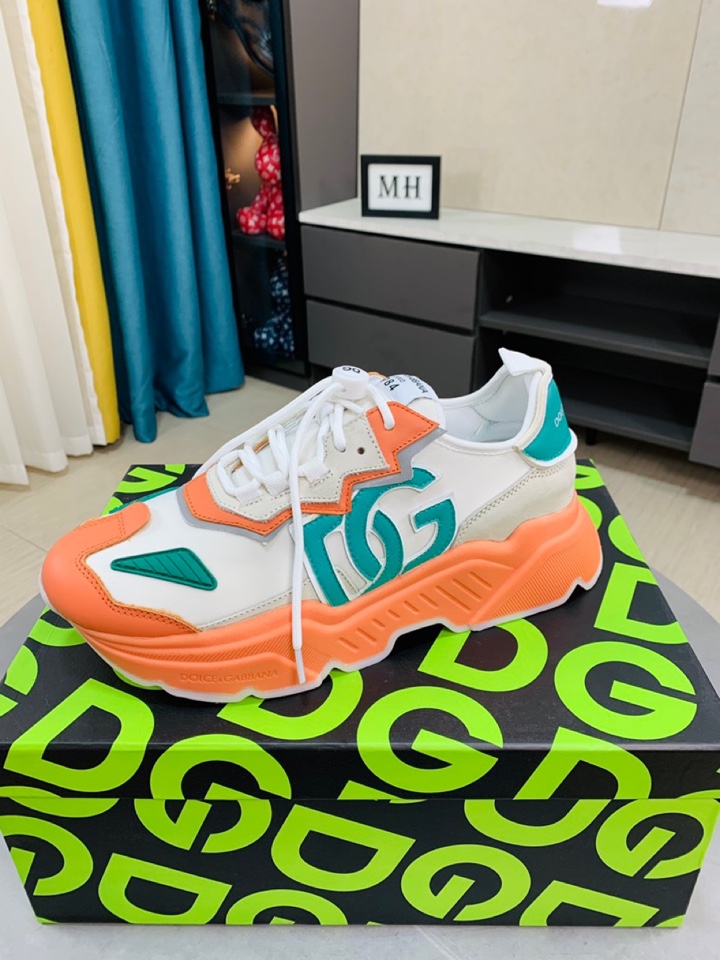 J0  Dolce＆Gabbana最新官网休闲、男鞋原单品质进口头层牛皮网布搭配➕羊里[得意]论材料做工完胜市场所有版本💕最高品质出货 实物拍摄，面料进口凸显品牌独特魅力😘鞋带也是原版定制👻经典系带款鞋 上脚十分舒适 、