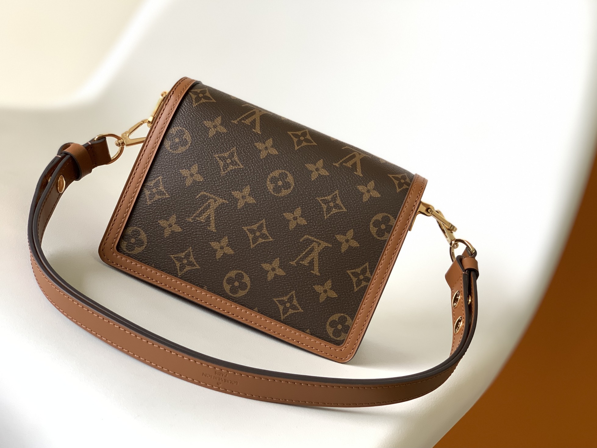 Louis Vuitton Luxury Handbag Collection 3