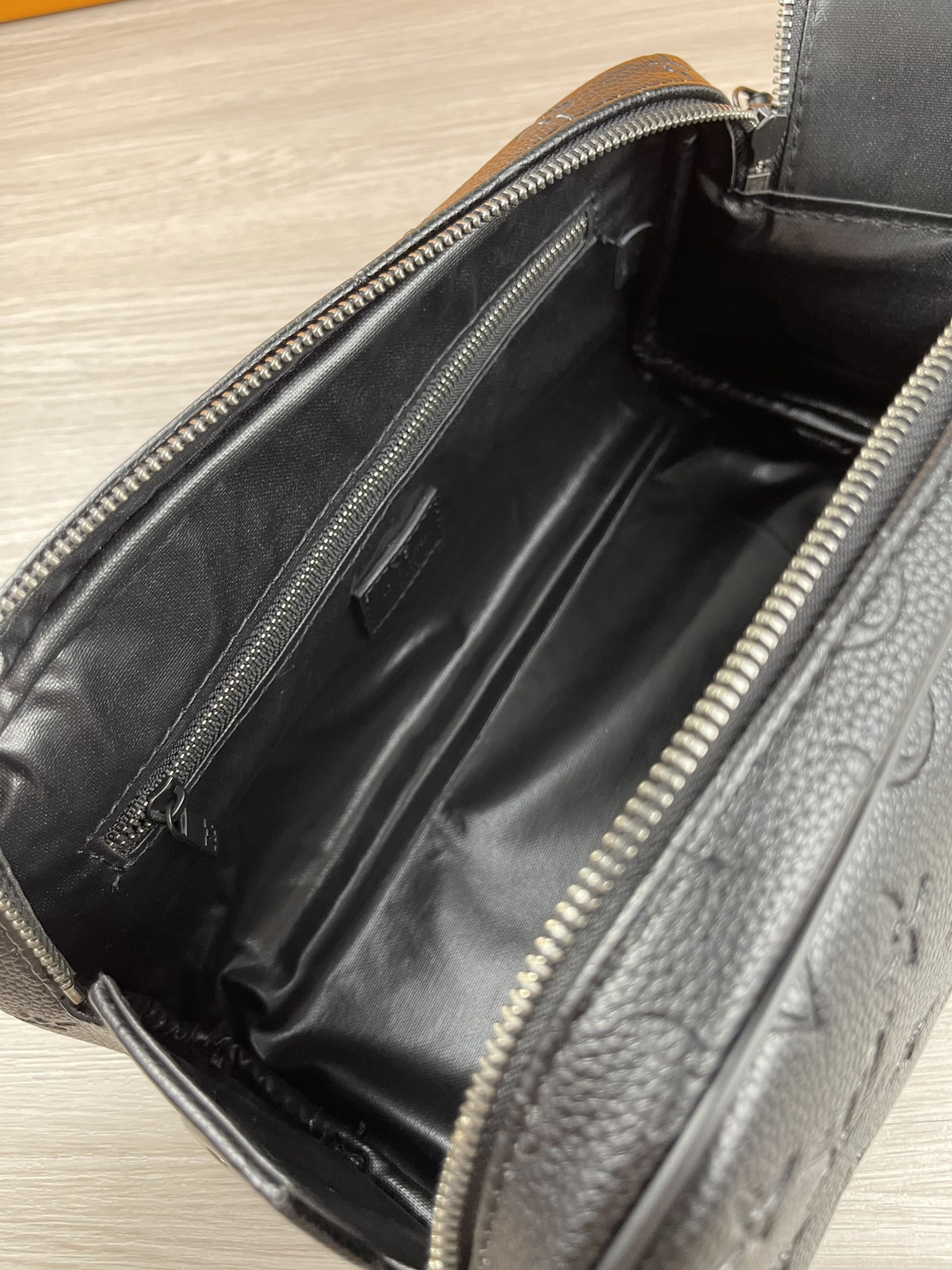 Lychee Pattern Cosmetic Bag M47528 - Product in Use Lychee pattern cosmetic bag product in use