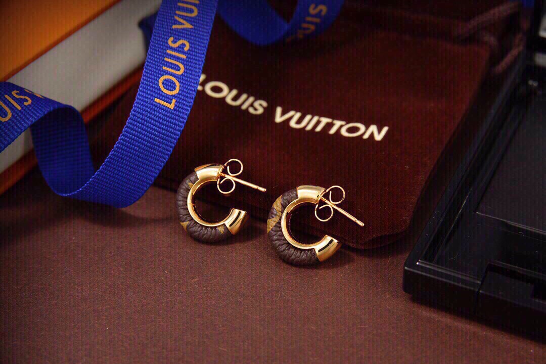 What 1:1 replica
 Louis Vuitton Jewelry Earring Fashion