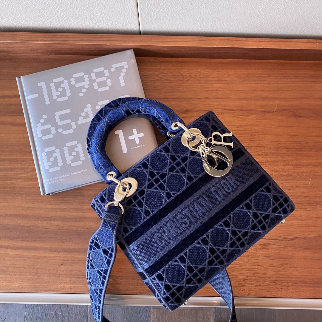 Dior Lady AAA
 Handbags Crossbody & Shoulder Bags Blue Embroidery