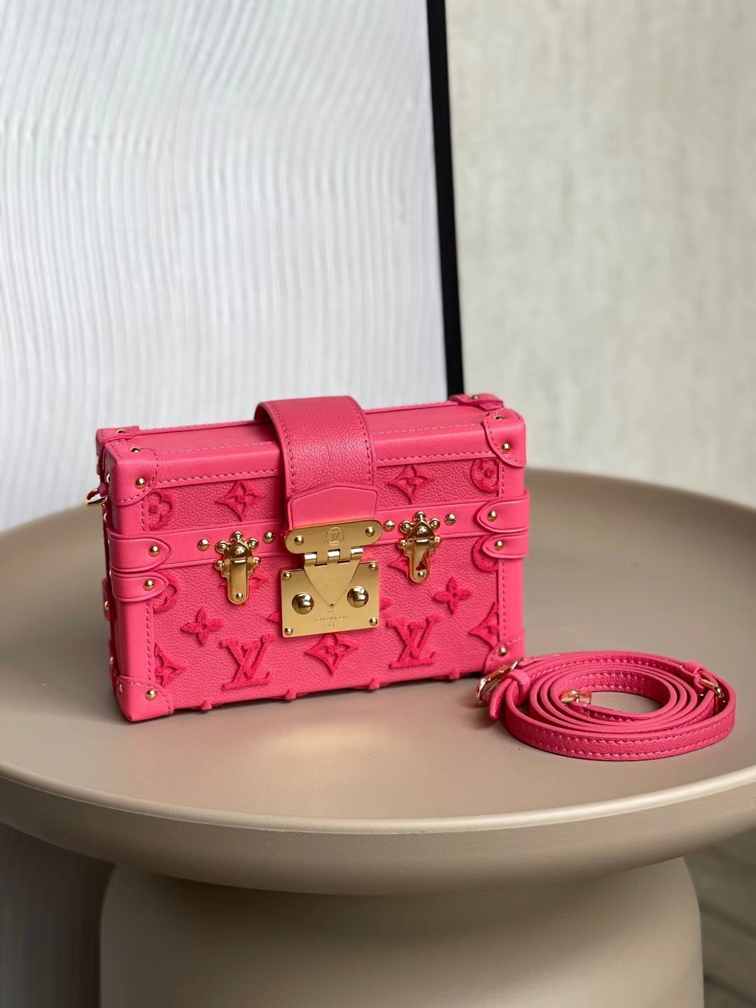 Louis Vuitton LV Petite Malle Bags Handbags Buying Replica
 Red Rose Embroidery Cowhide Velvet M20745