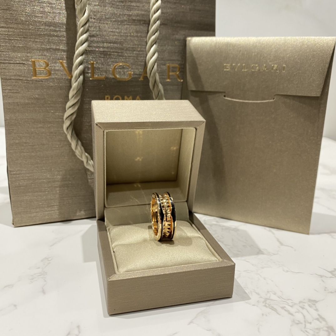 Bvlgari ring