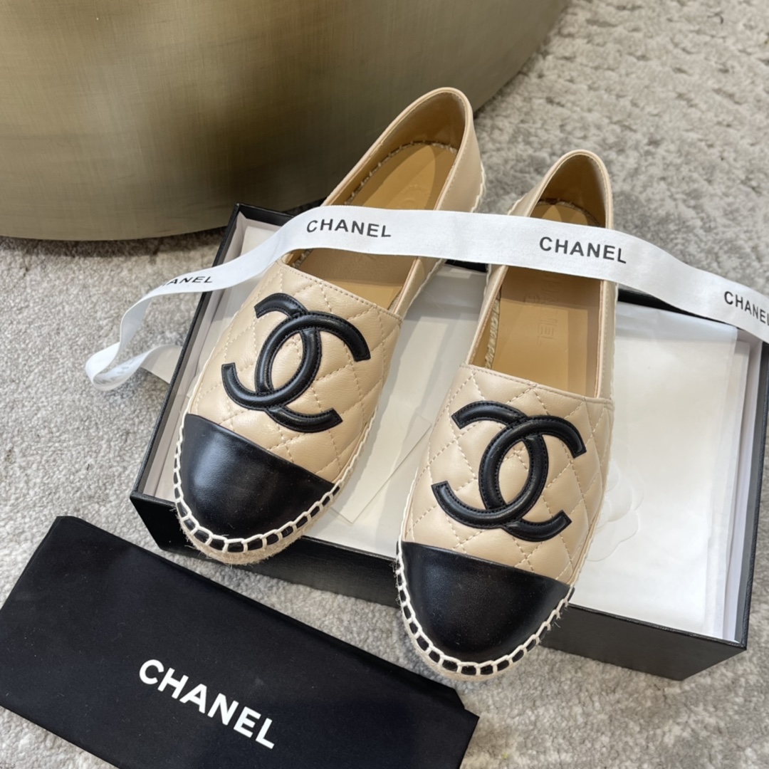 CHANEL эспадрильи классические комбинированные из ткани и кожи импортная ткань кожа ягнёнка из бутика подходят для дома и путешествий