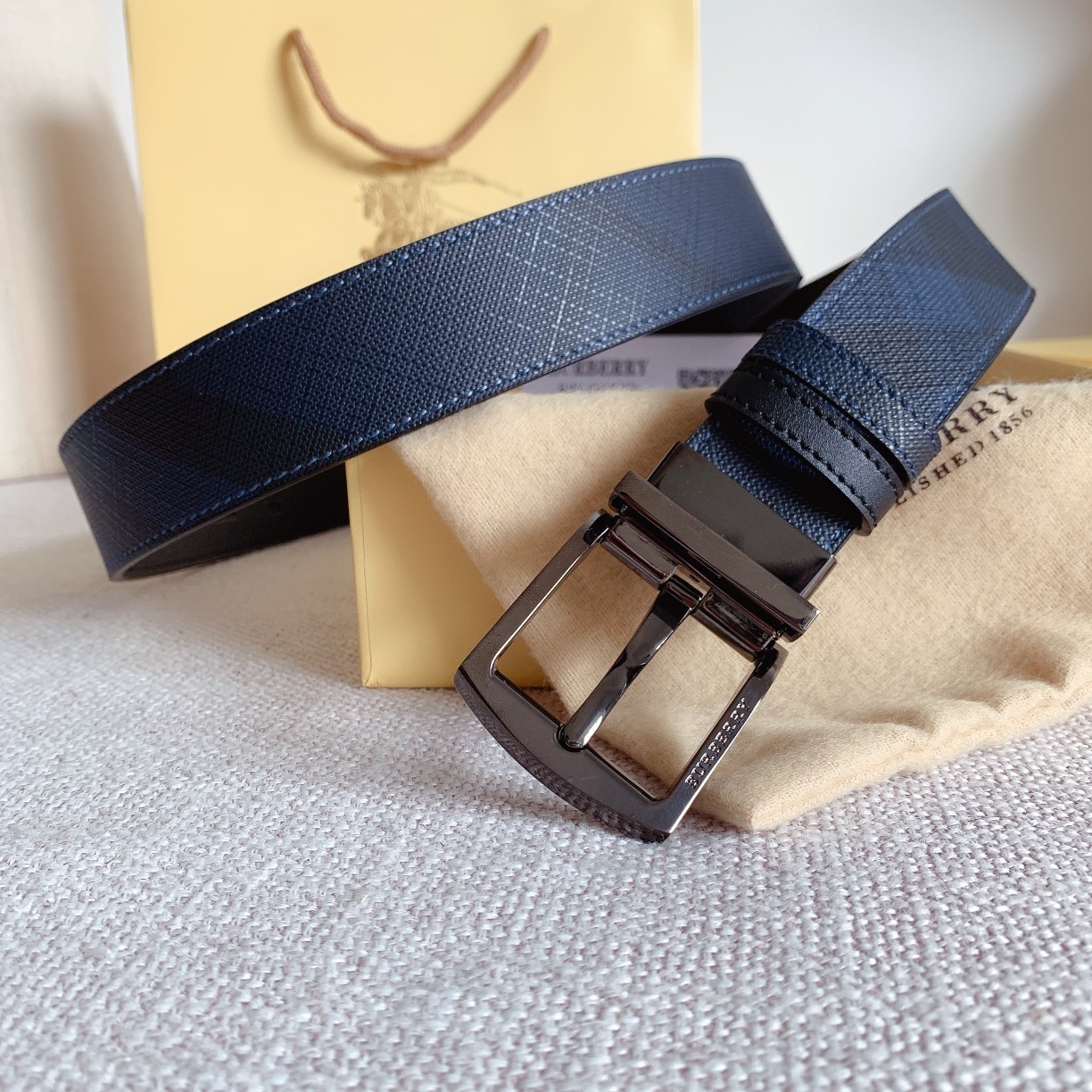 Burberry.巴宝莉全套包装精品