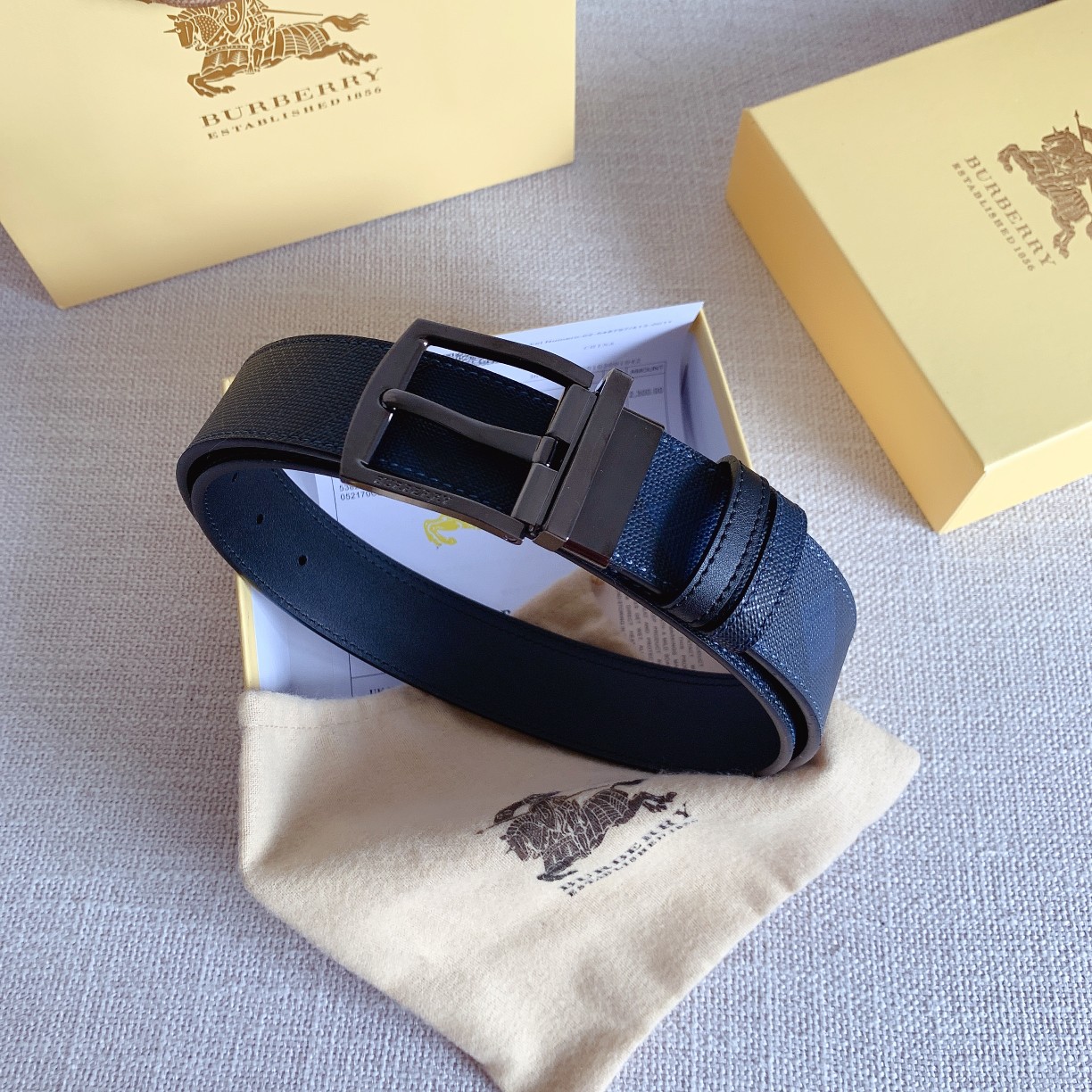 Burberry.巴宝莉全套包装精品