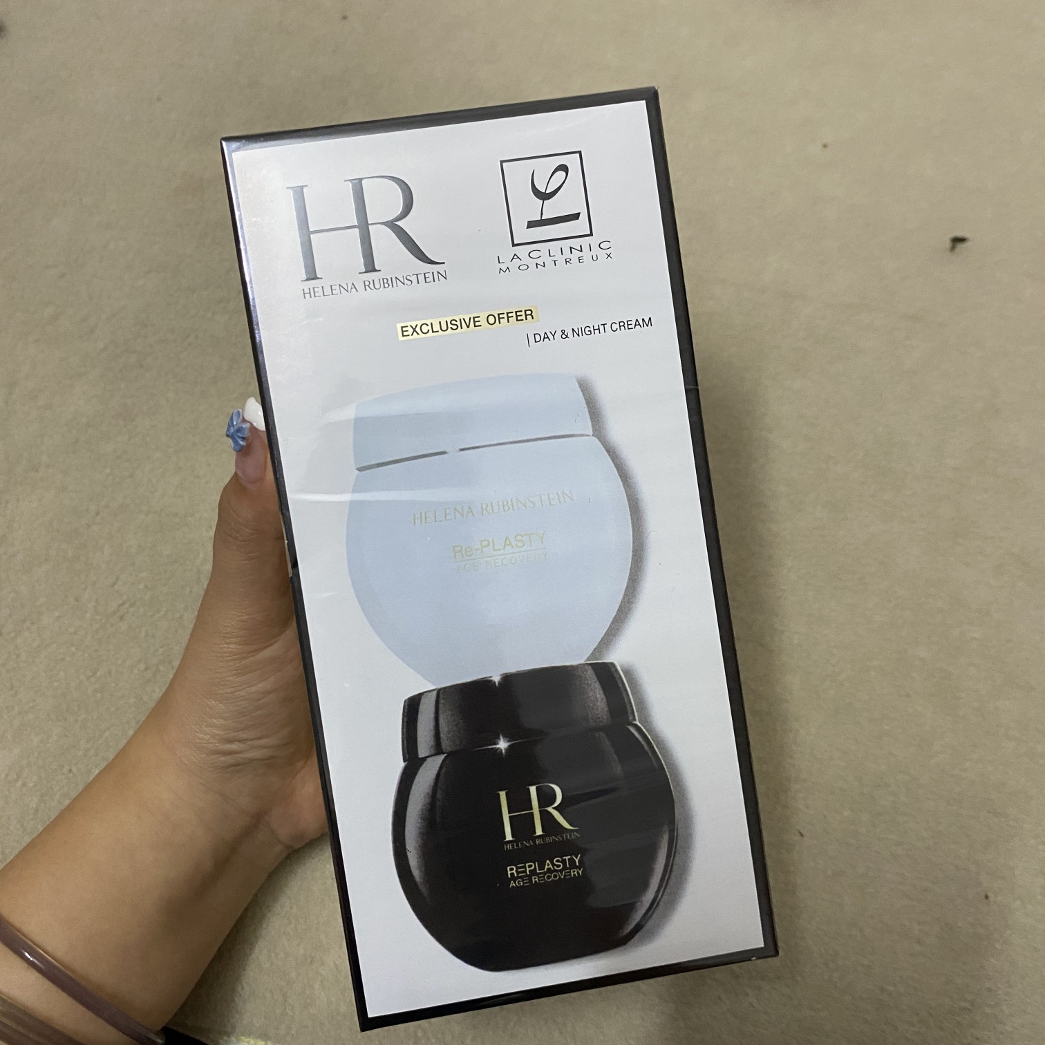 Helena Rubinstein Re-Plasty Age Recovery Black & White Bandage Cream Set 2 a1654757802155 6086
