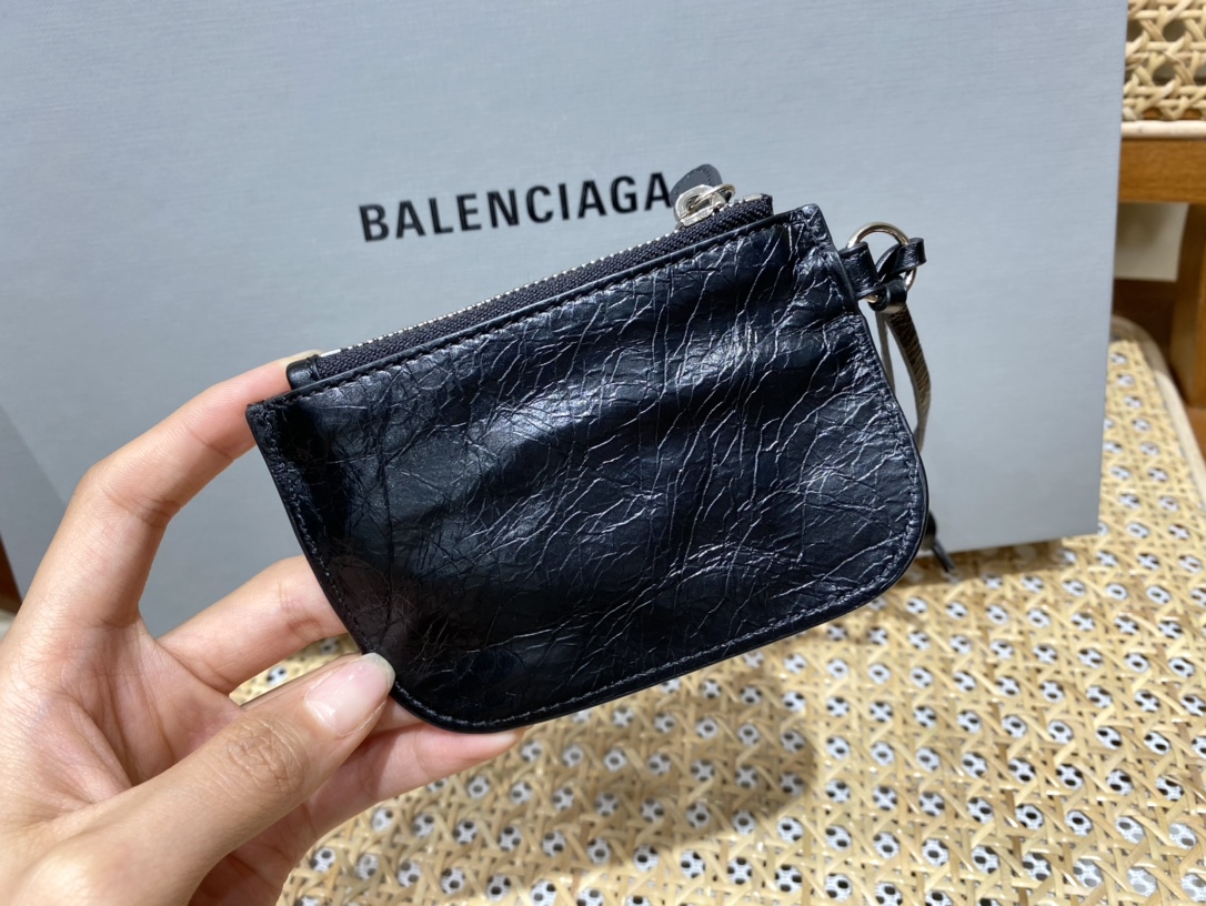 Balenciaga Le Cagole 26CM 抓皱牛皮月牙包 671309黑色