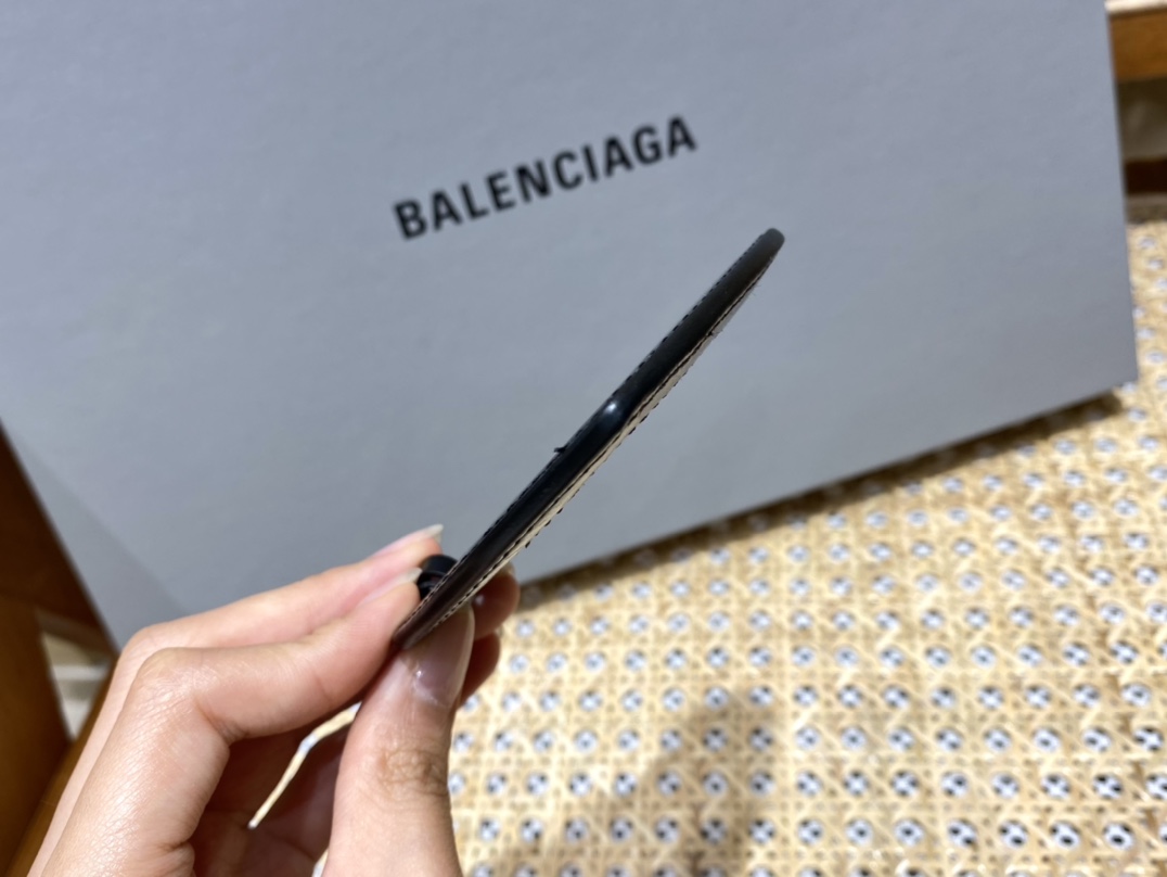 Balenciaga Le Cagole 26CM 抓皱牛皮月牙包 671309黑色
