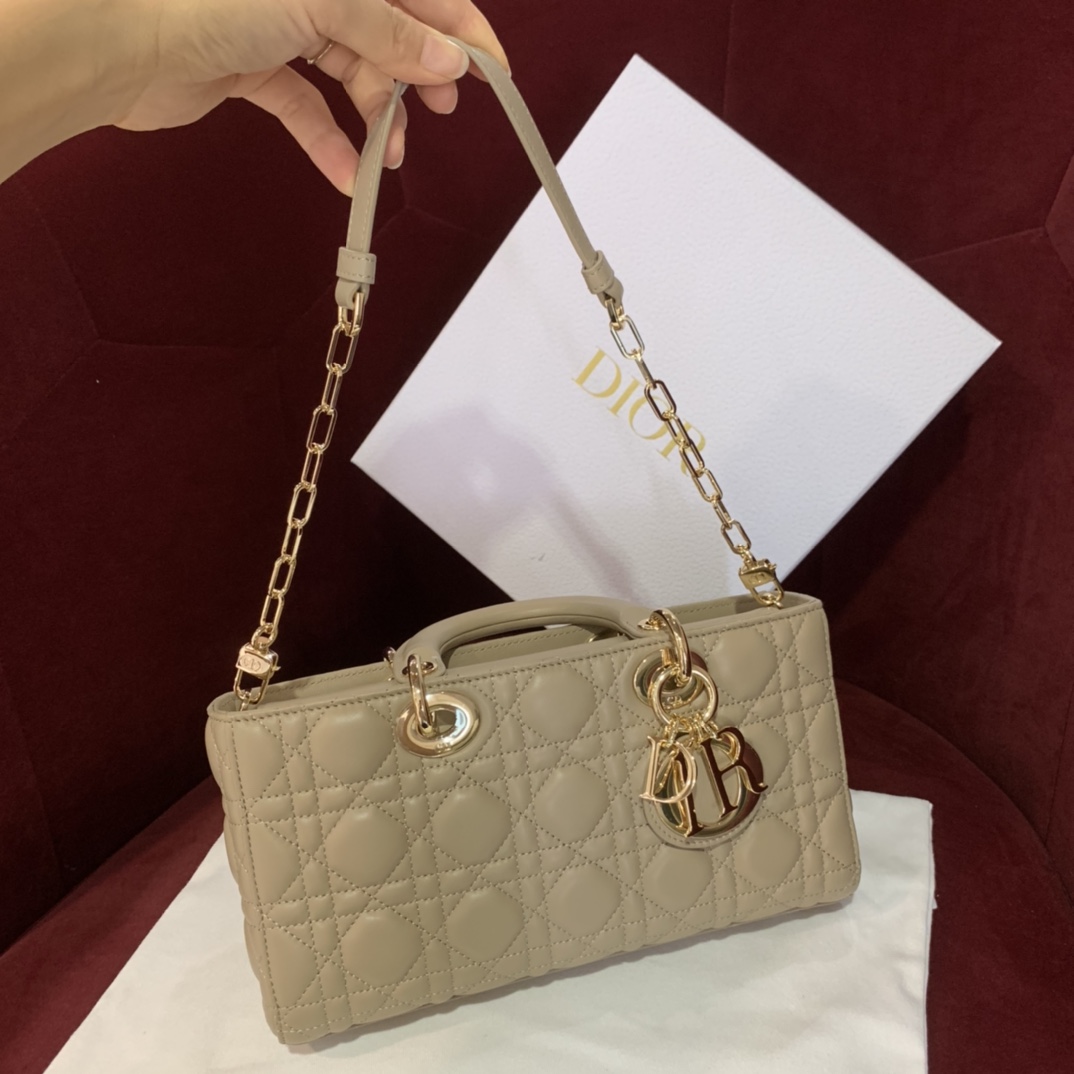 Dior Lady Handbags Crossbody & Shoulder Bags Buy AAA Cheap
 Chains