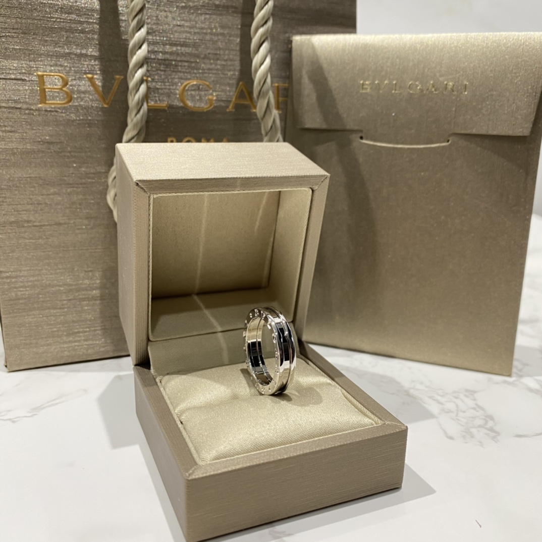 Bvlgari ring