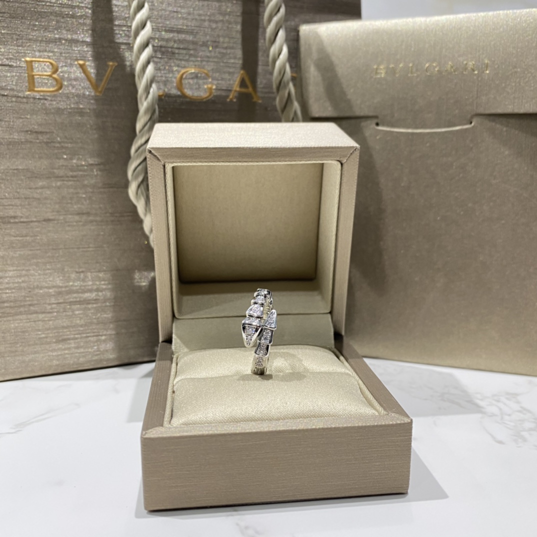 Bvlgari ring