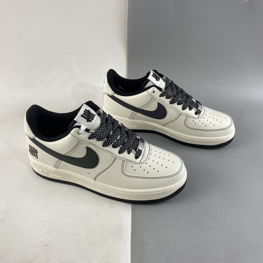 P240  Undefeated x Nike Air Force 1 Low 夜魔侠 空军一号低帮休闲板鞋 UN2588-121