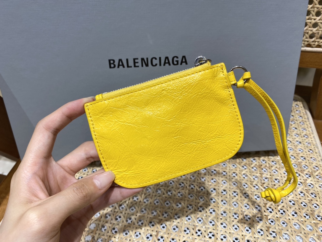 Balenciaga Le Cagole 26CM 抓皱牛皮月牙包 671309亮黄色