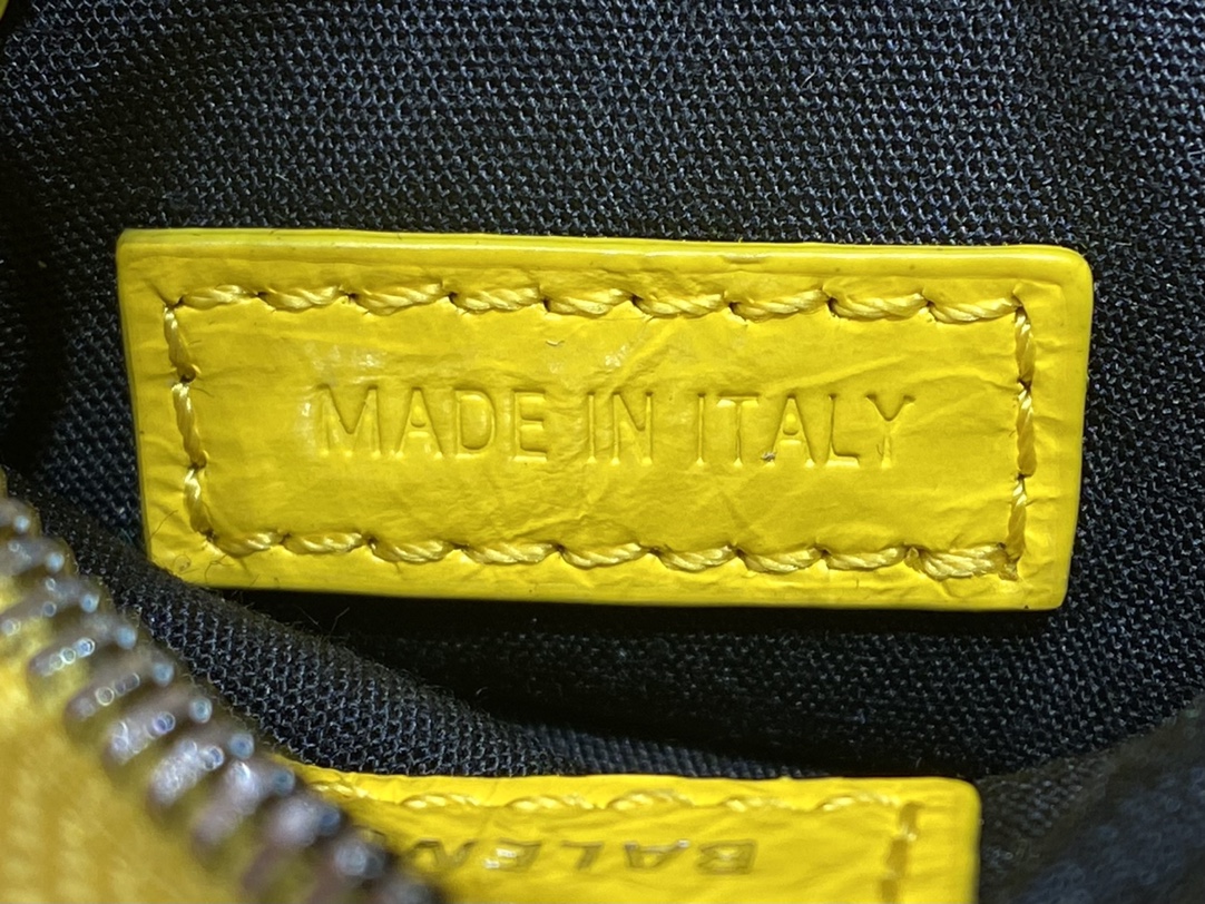 Balenciaga Le Cagole 26CM 抓皱牛皮月牙包 671309亮黄色