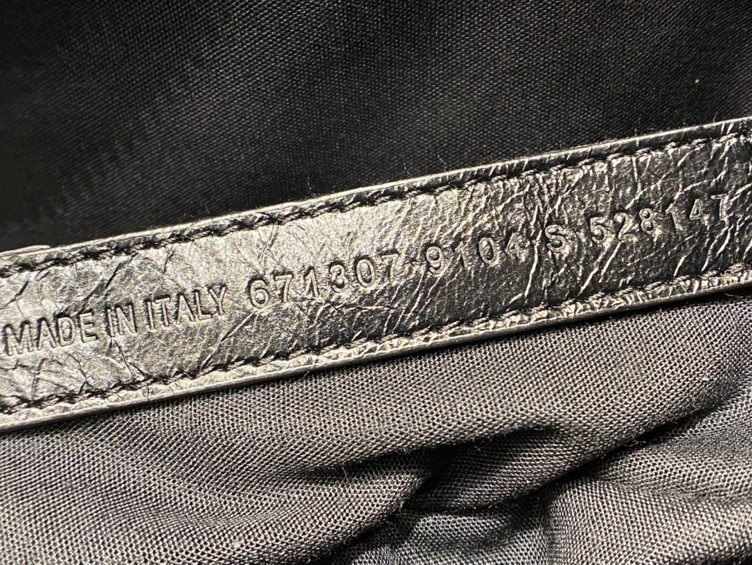 Balenciaga 秋冬新款 Le Cagole 33CM 月牙包 671307黑色