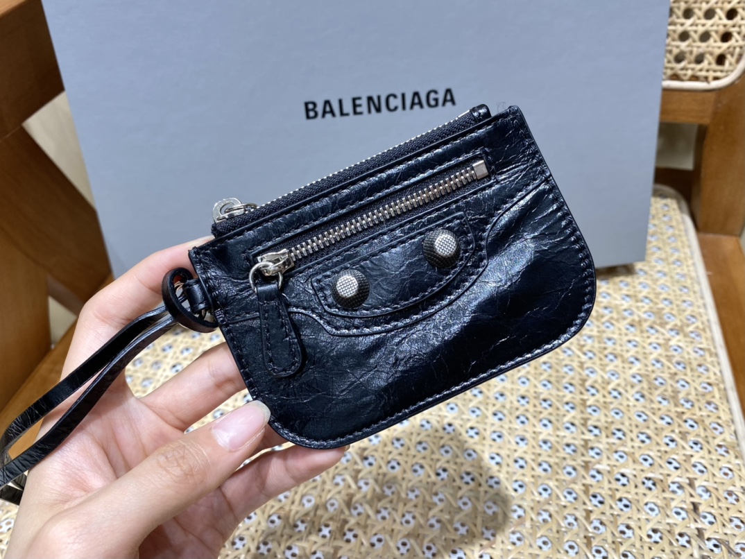 Balenciaga 秋冬新款 Le Cagole 33CM 月牙包 671307黑色