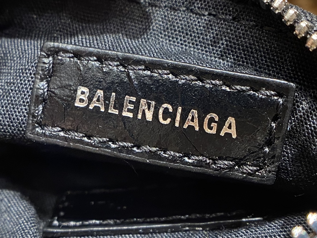 Balenciaga 秋冬新款 Le Cagole 33CM 月牙包 671307黑色