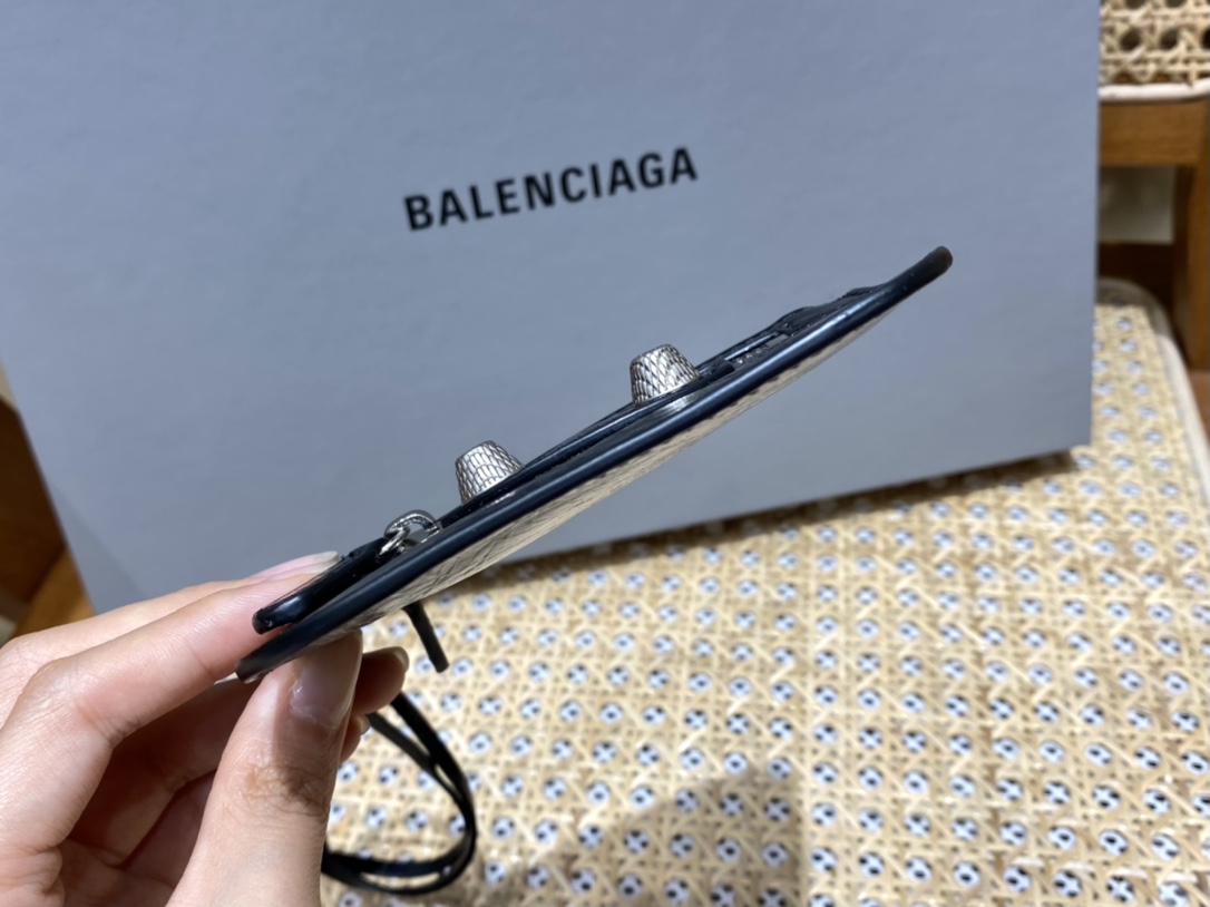 Balenciaga 秋冬新款 Le Cagole 33CM 月牙包 671307黑色