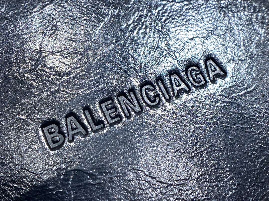 Balenciaga 秋冬新款 Le Cagole 33CM 月牙包 671307黑色
