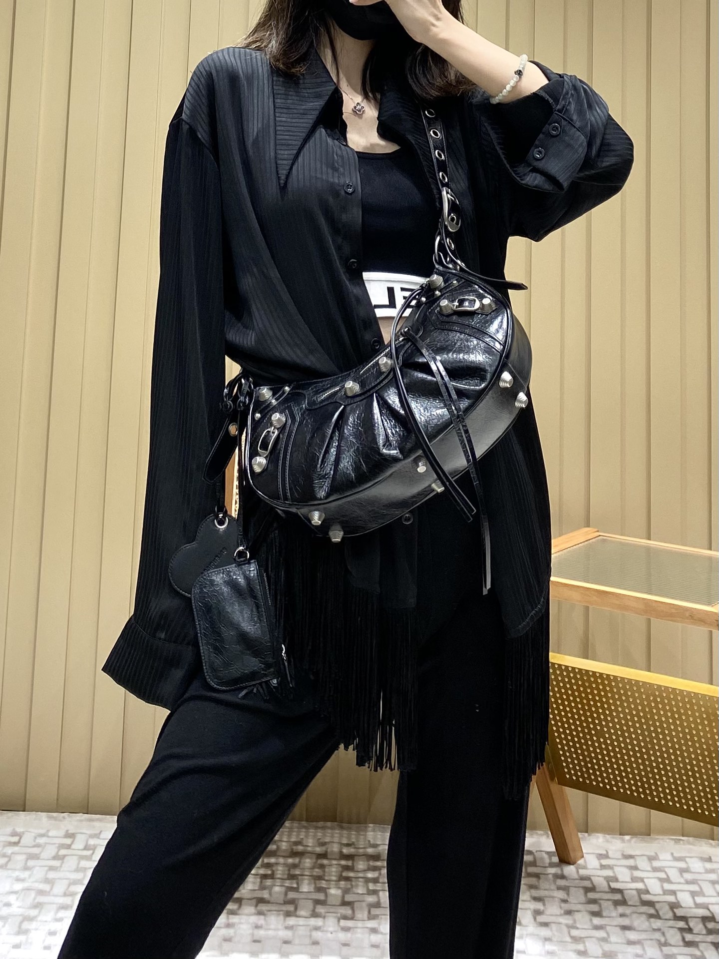 Balenciaga 秋冬新款 Le Cagole 33CM 月牙包 671307黑色